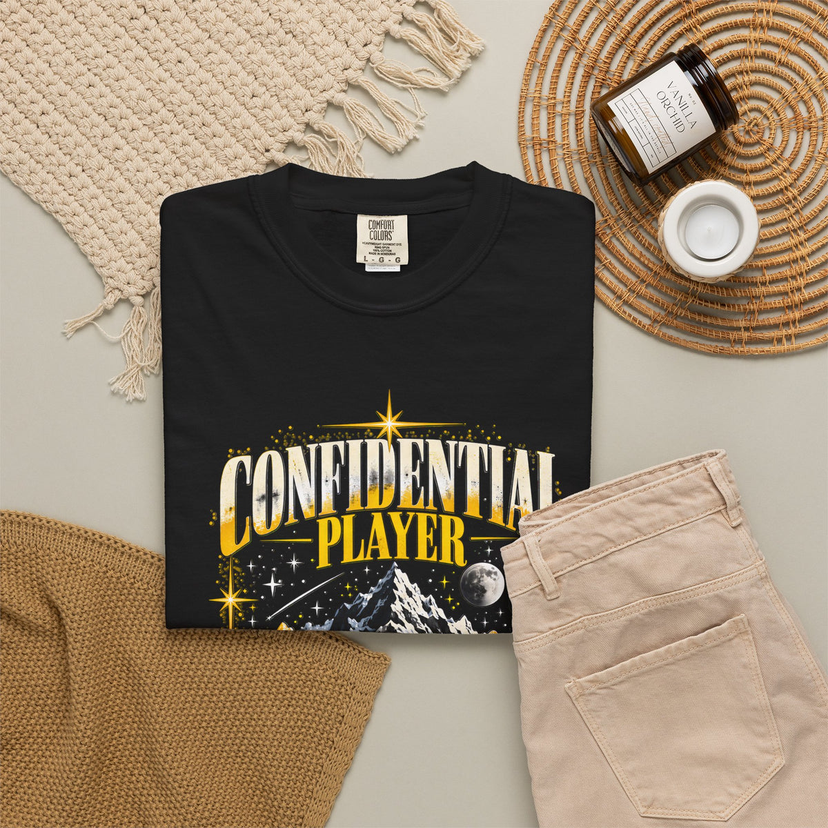 Confidential Player — Gold Move in Silence T-Shirt